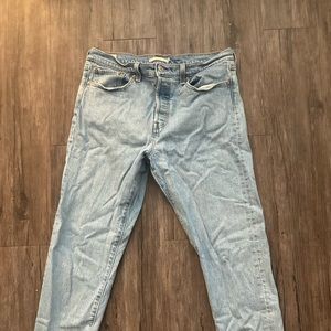 Levi’s Wedgie Jeans